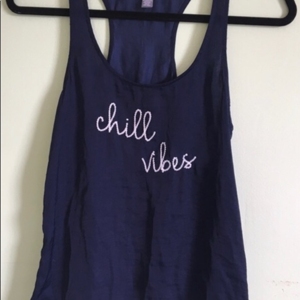 Chill vibes tee